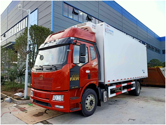 解放J6L 6.8米冷藏車國(guó)六